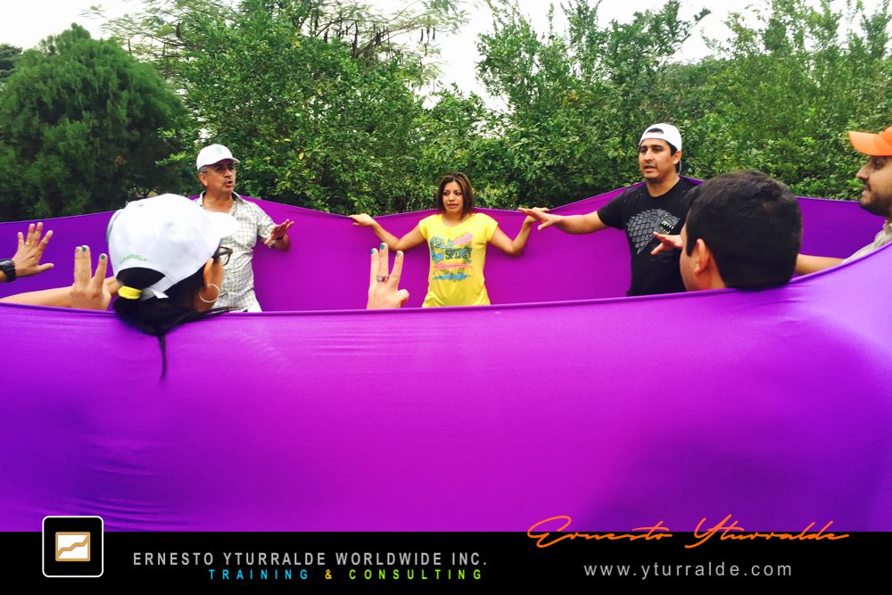 Team Building LATAM | Taller de Trabajo en Equipo para Empresas