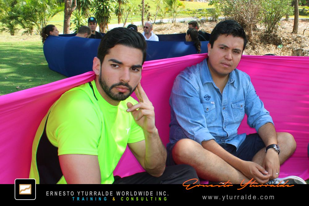 Team Building LATAM con experiencias outdoor para fortalecer la colaboración empresarial
