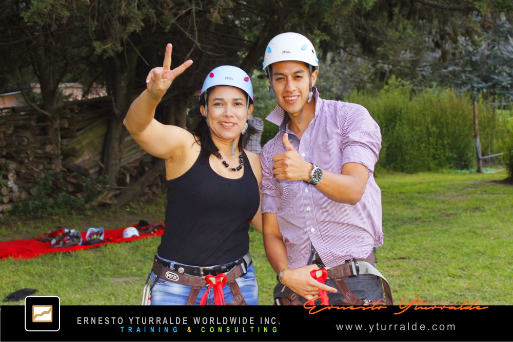 Team Building LATAM con actividades al aire libre para potenciar la colaboración y la confianza