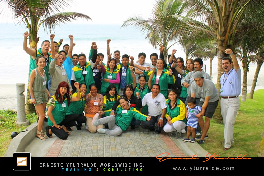 Team Building LATAM aplicando cuerdas bajas como herramienta estratégica de aprendizaje para empresas